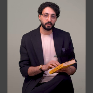 عکس هومن حیدری مربوط به ویدیوی ایدۀ عالی مستدام